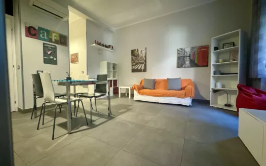 BILOCALE PORTA ROMANA – V GIORNATE