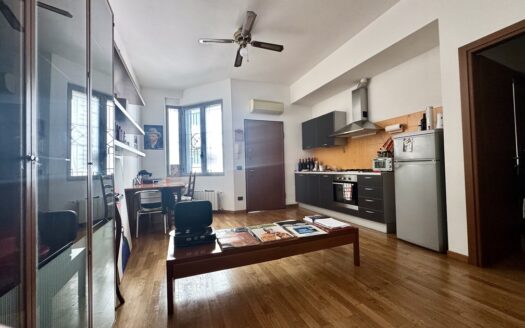 BILOCALE VIALE CAMPANIA